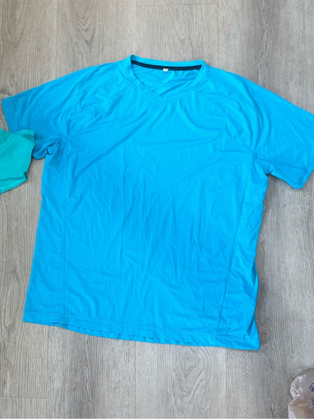 Bright Aqua Athletic Shirt with lululemon Logo - Picture 2 of 2